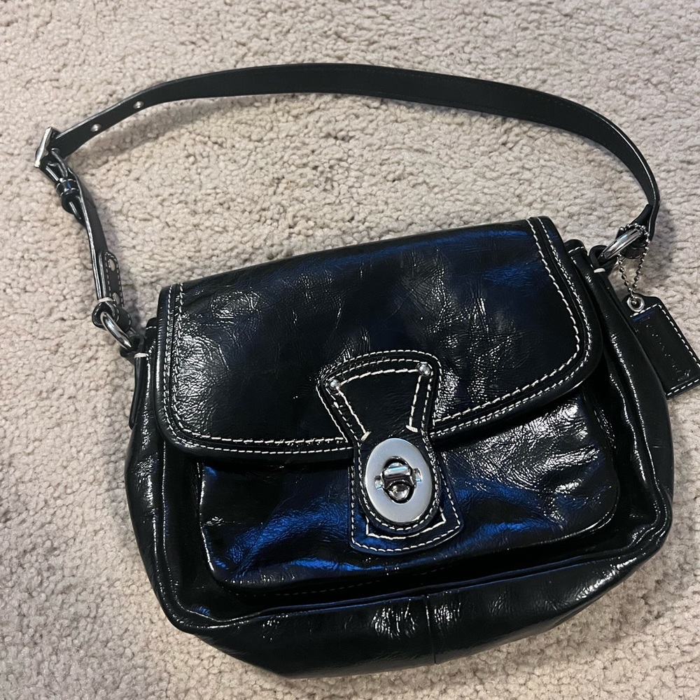Coach black patent mini turnlock purse F14288